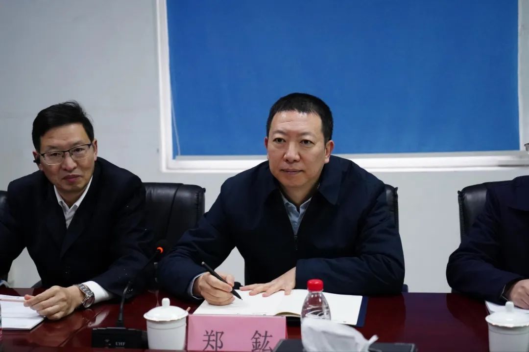 四川省司法廳領導調研藍海，并召開中小企業權益保障座談會(圖3)